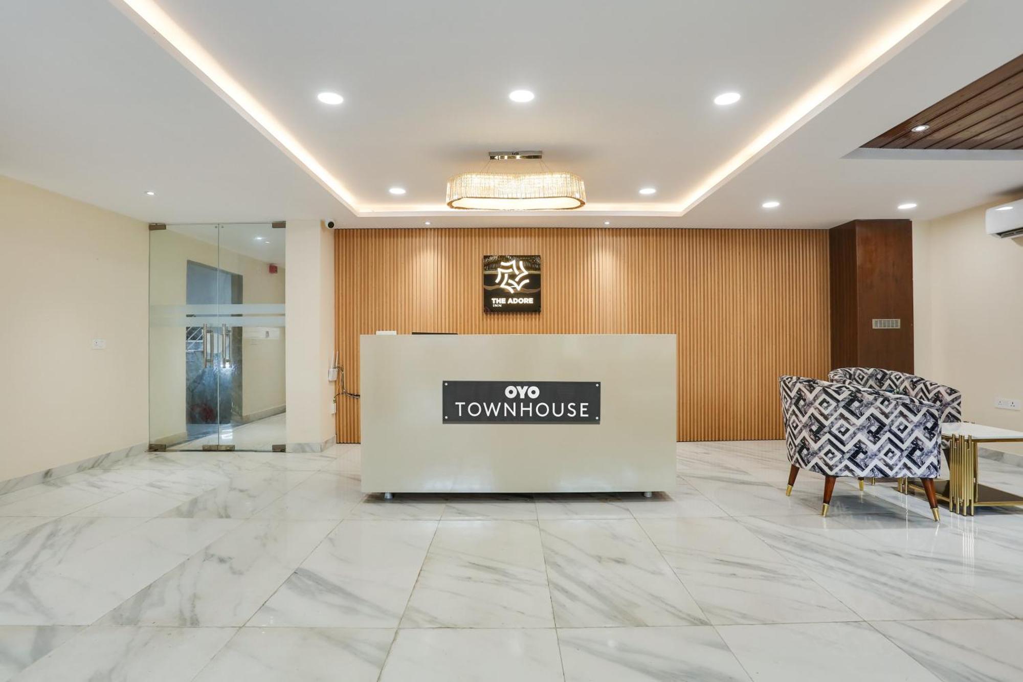 Townhouse The Adore Inn Gurgaon Luaran gambar